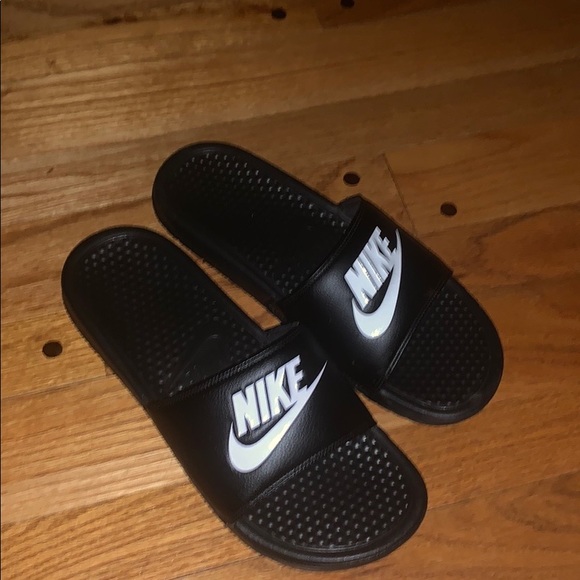 Nike slides - Picture 2 of 3